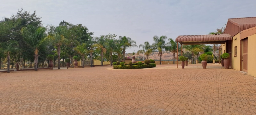 4 Bedroom Property for Sale in Modderfontein A H North West